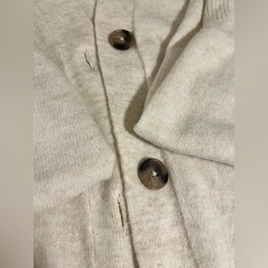 H&M Cream Tortoise Button Cardigan